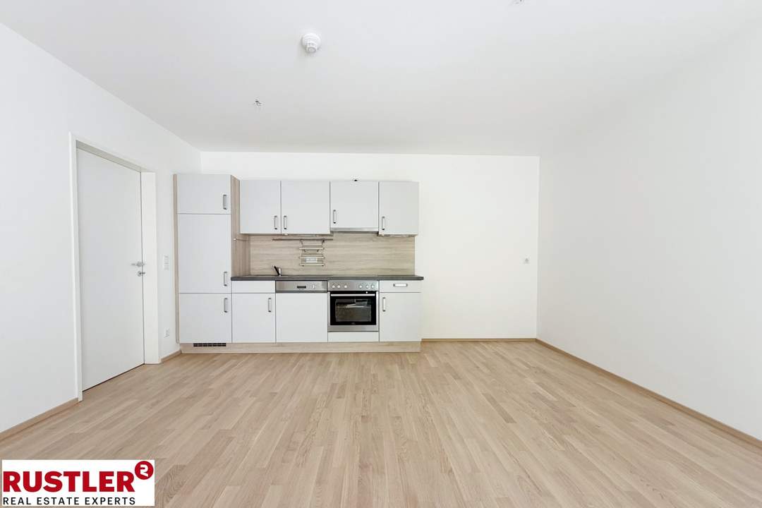 Betreutes Wohnen: ruhig gelegene 2 Zimmerwohnung mit Loggia in der Fußgängerzone