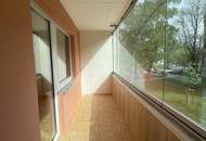 Großzügige 2-Zimmer-Wohnung in Linz/Niedernhart mit verglaster Loggia und Lift – ab 01.10.2026 verfügbar!