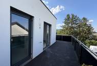 ÜBERGABE ZEITNAH! NEUBAU IN ZENTRUMSNÄHE! 5 ZIMMER-ZIEGELHAUS MIT 2 BÄDERN UND 3 WC´S.