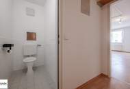 *Ab sofort* Gut geschnittene, hofseitige 2 Zimmer Neubauwohnung mit Loggia