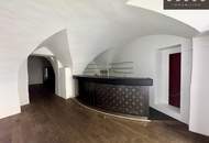 | ATTRAKTIVES GESCHÄFTSLOKAL | ca. 55,70m² | 2 RÄUME | INNENSTADTLAGE | NÄHE FÄRBERPLATZ