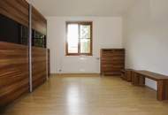 GROSSE EIGENTUMSWOHNUNG IM ORTSZENTRUM!