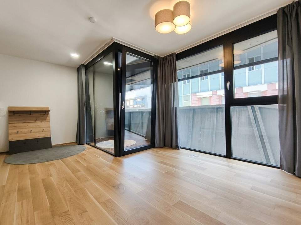 Stilvolle 2-Zimmer mit Loggia - Ruhige Lage Nahe Hütteldorfer Straße