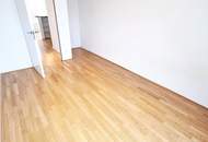 Neuer Preis! Traumhafter Blick auf das Schloss Schönbrunn - Neuer Preis! Happy to be here! Lichtdurchflutet + Super hohe Räume im Dachgeschoss + Terrasse mit Fernblick + Beste Infrastruktur und Anbindung!