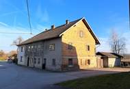 Weiler-Lage! Ein-/Mehrfamilienhaus mit 2 Garagen und Werkstätte - Wolfern / inmitten ebener Grünlandschaft