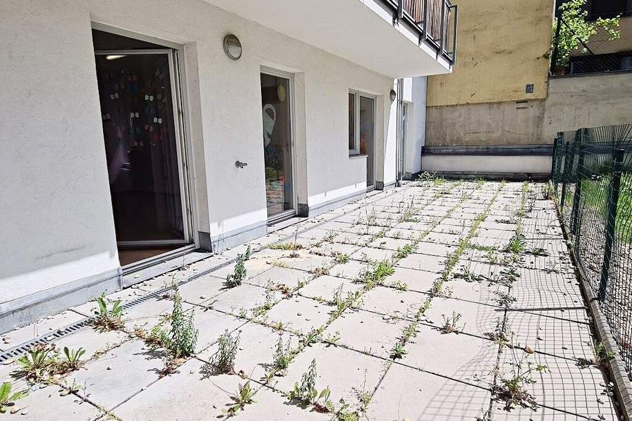 UNBEFRISTET, HOFRUHELAGE, 106 m2 Gewerbefläche mit 41 m2 Terrasse, 4 Zimmer, Küche, Sanitäranlagen, Parketten, Gewerbeobjekt-miete, 1.314,72,€, 1100 Wien 10., Favoriten