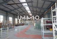 Große Produktionshalle auch beheizbar und Nebentrakt mit 740 m² Nutzfläche (Einfahrtstor 350x470) Industrieboden.