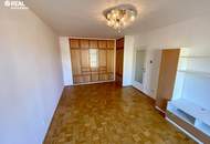 Freizeitgebiet Wienerberg, 3 Zimmer &amp; Loggia (Heizung/Warmwasser inkludiert)